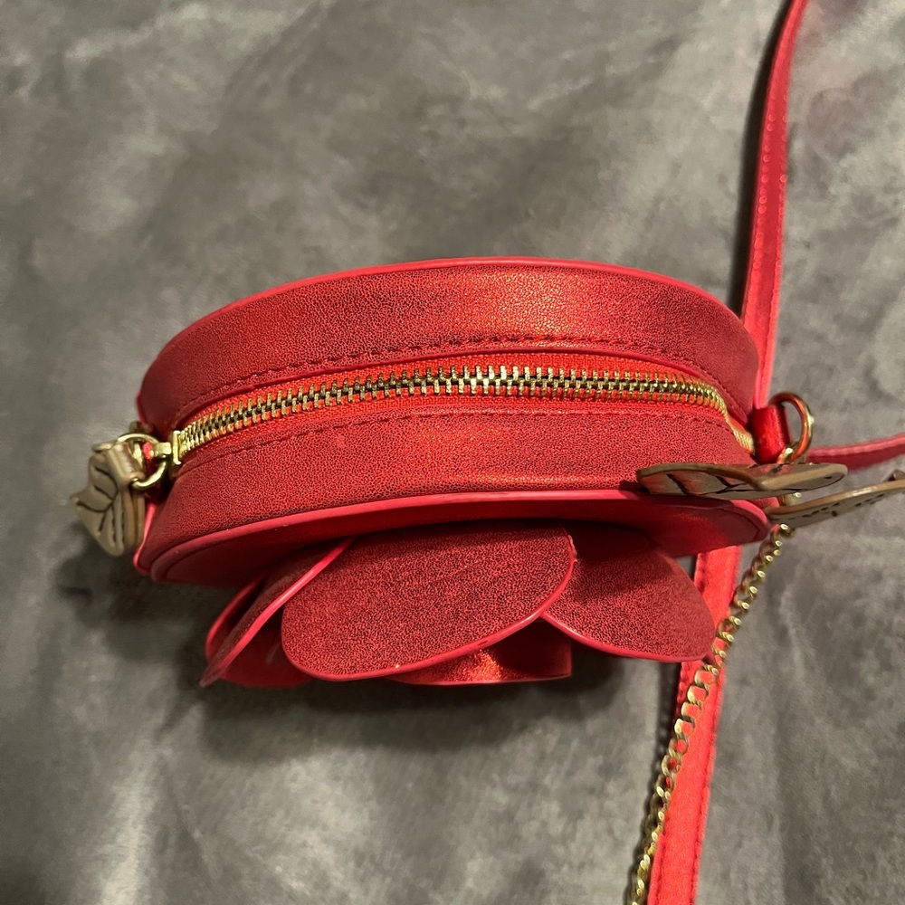 Red and Gold Spiral Rose Crossbody Bag - Picture 6 of 9